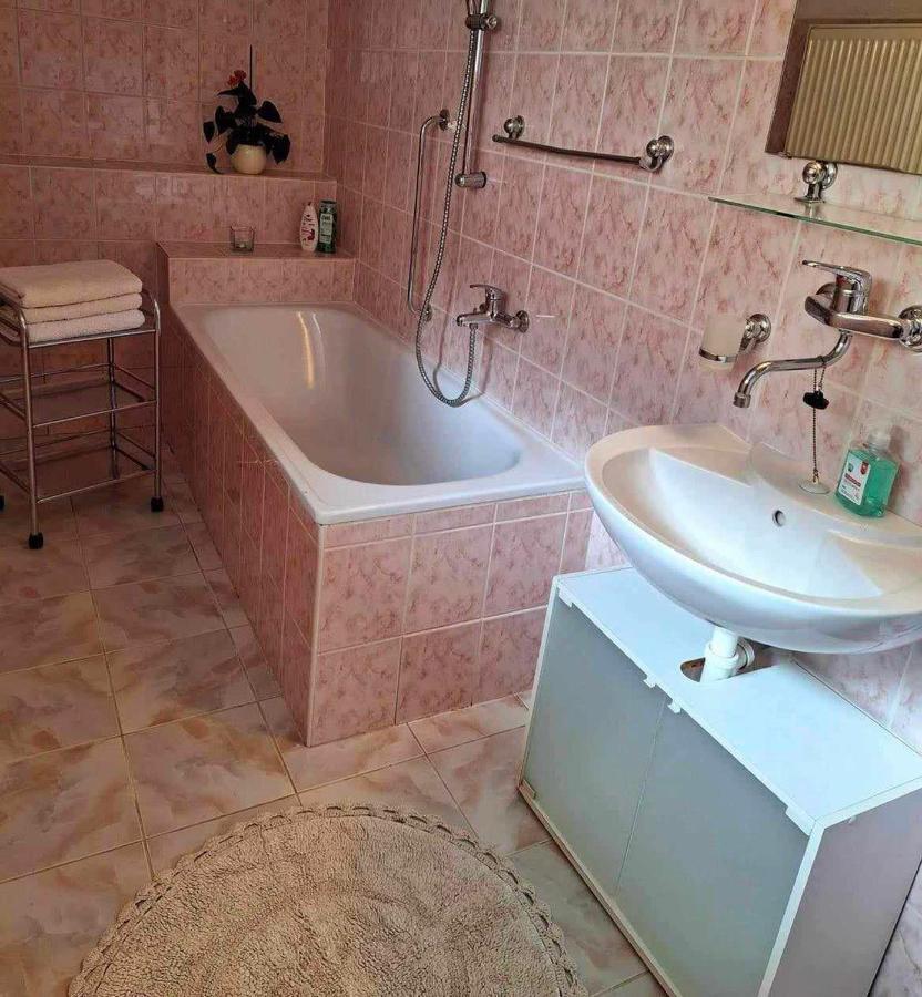 Apartman Pod Maliarkou Vychodna Extérieur photo